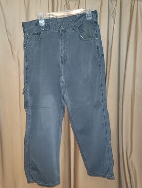 WRG Jean Co by Wrangler Men's 6 pocket Gray Jeans. 100% cotton. Size 34 x 28.